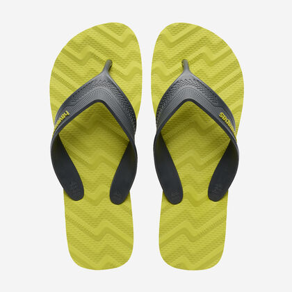 Havaianas Track Waves