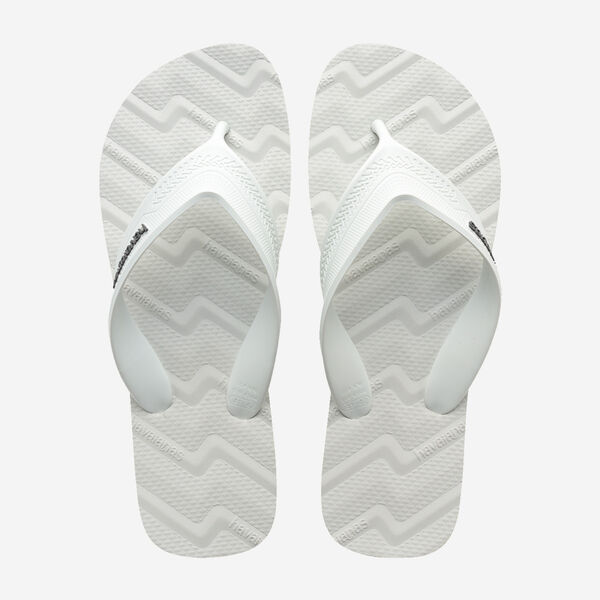 Havaianas Track Waves