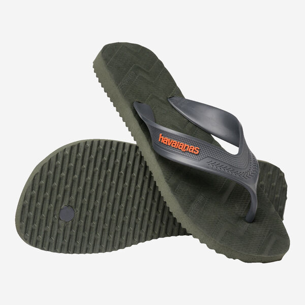 Havaianas Track Waves