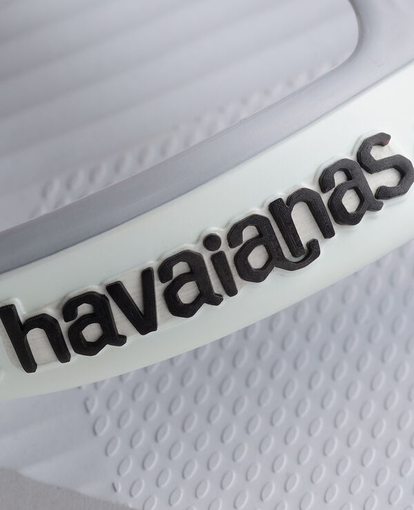Havaianas Dual image number null