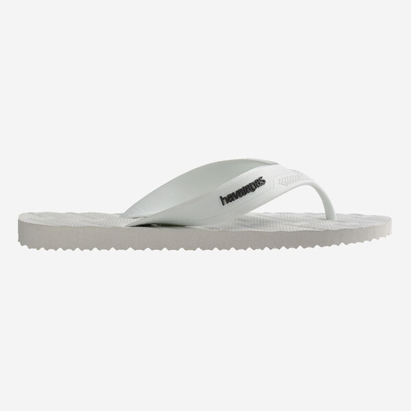 Havaianas Track Waves