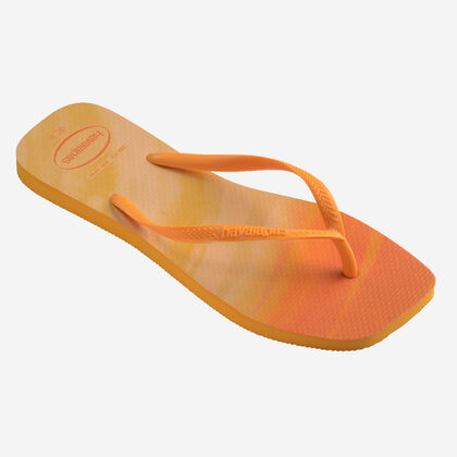 Havaianas Square Gigi Hadid