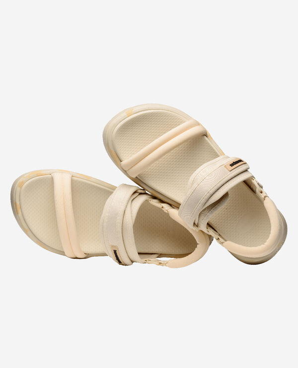 Havaianas Street Shanghai image number null