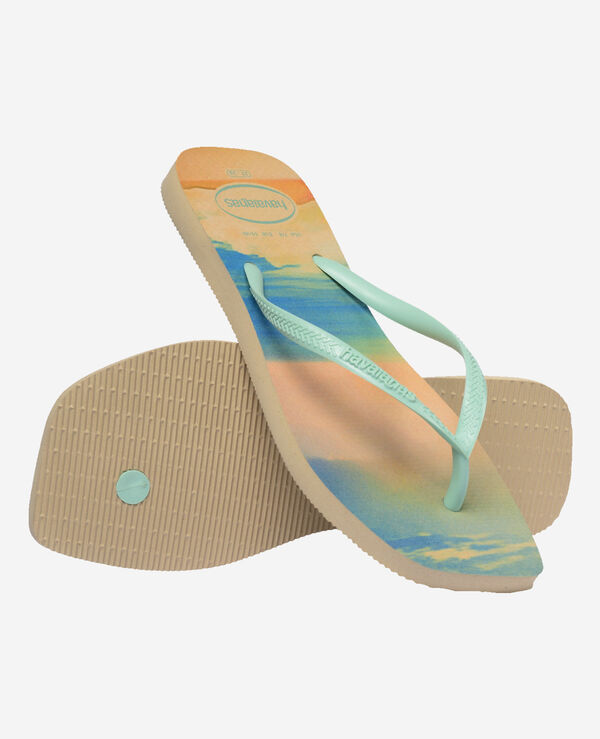 Havaianas Square Gigi Hadid image number null