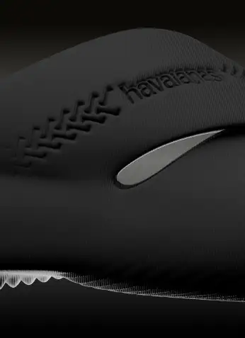 Subtle side opening of the Havaianas Top Toe Mule