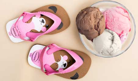 cream havaianas